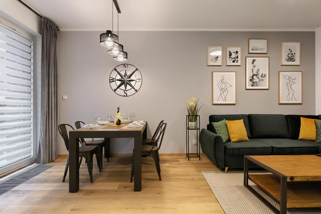 Zentrum II Apartament Parking By Impero Poznań Kültér fotó